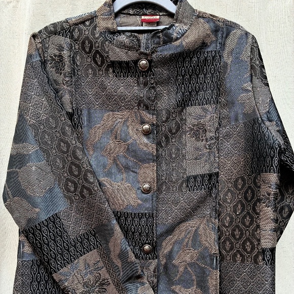 Tudor Court Tops - Asian Inspired Button Up Top
